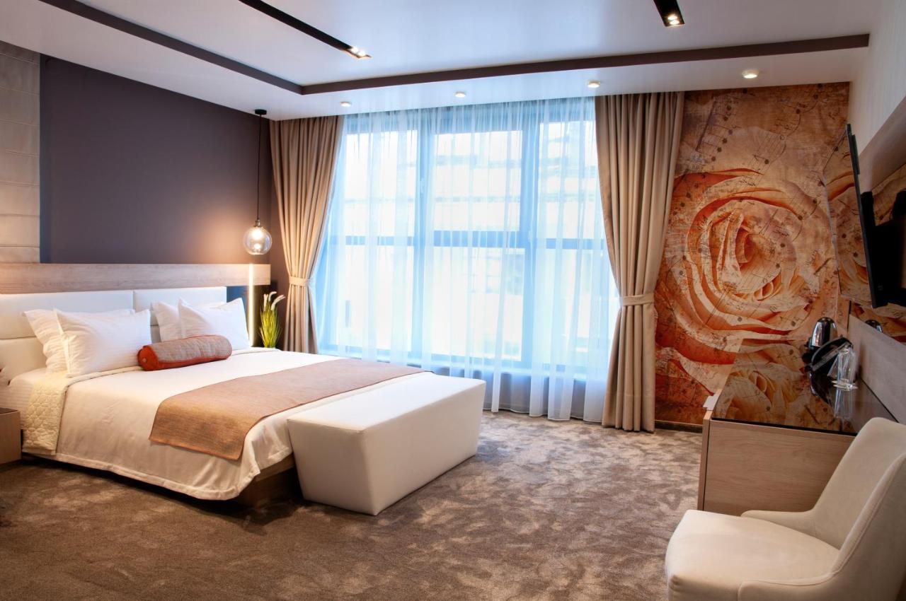 Family Hotel Business Club 슈멘 외부 사진