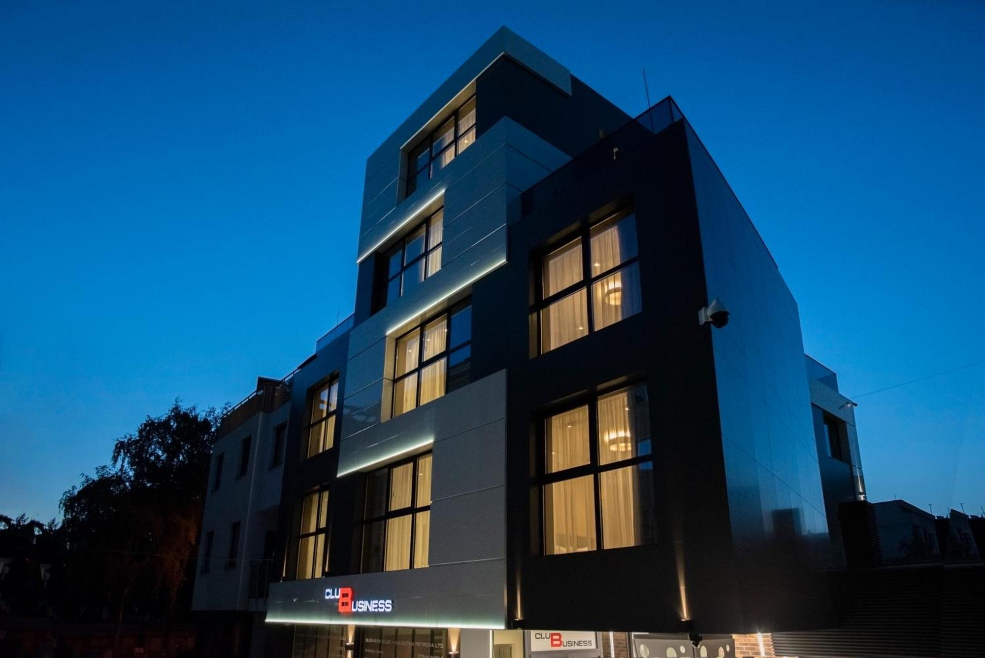 Family Hotel Business Club 슈멘 외부 사진