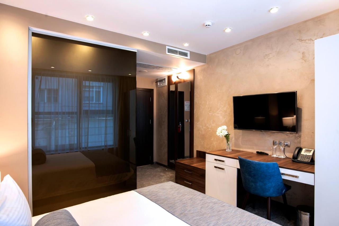 Family Hotel Business Club 슈멘 외부 사진