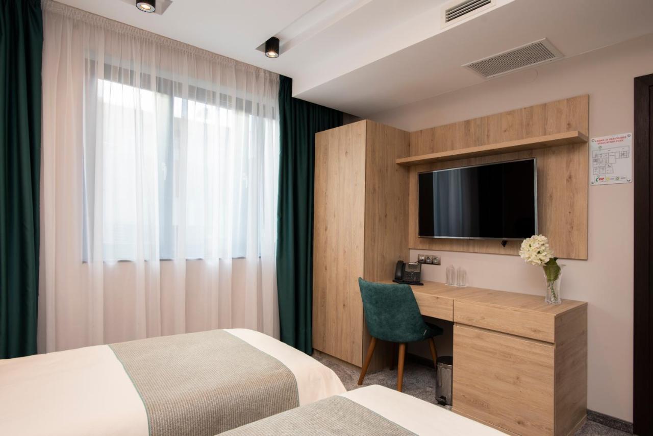 Family Hotel Business Club 슈멘 외부 사진