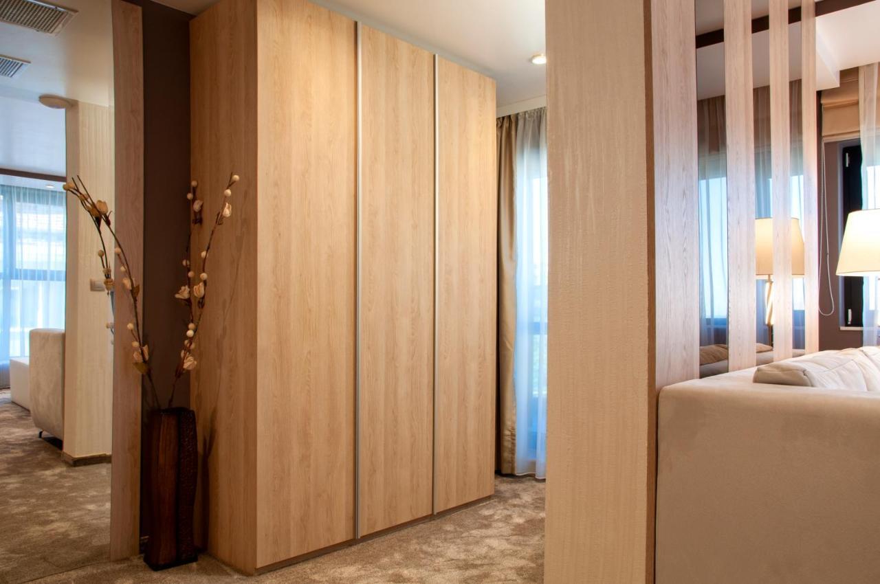 Family Hotel Business Club 슈멘 외부 사진