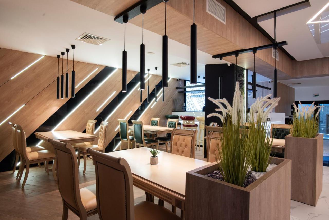 Family Hotel Business Club 슈멘 외부 사진